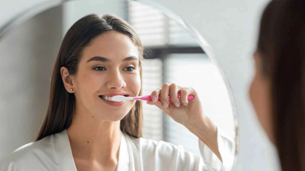 Sağlıklı Dişler İçin Doğru Bakım Yöntemleri, Uzmanlardan Öneriler