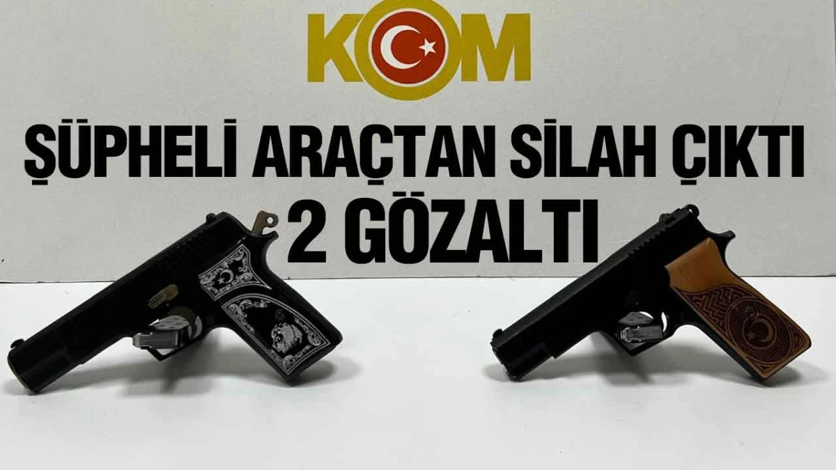 Samsun&rsquo;da Ş&uuml;pheli Ara&ccedil;tan Silah &Ccedil;ıktı: 2 G&ouml;zaltı